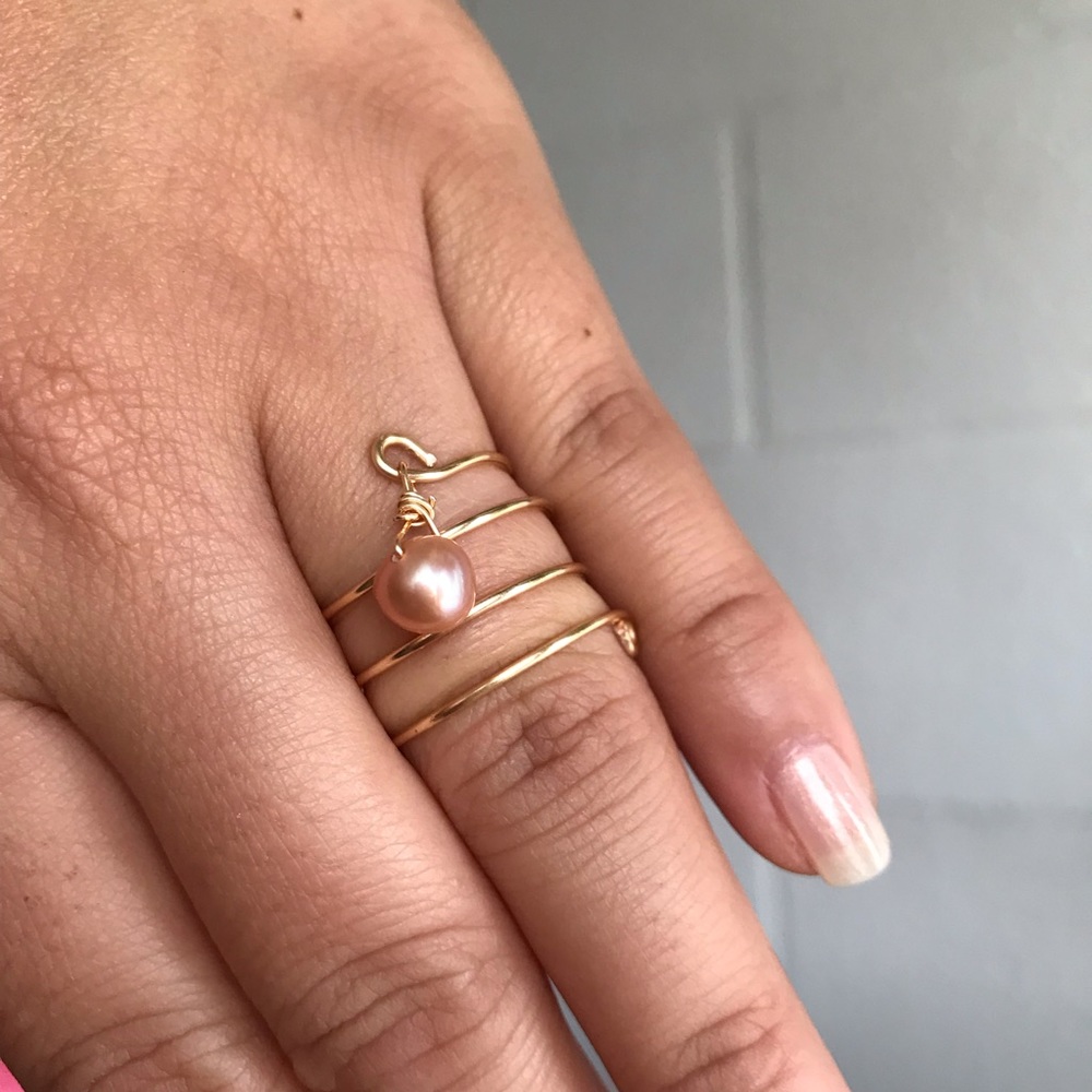 Coiled Ring With Pink Akoya Pearl
